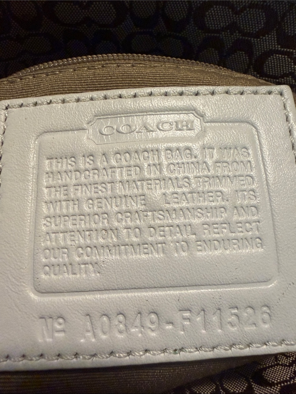 Coach gallery signature jacquard tote bag!! Brown with white leather trim!! - Picture 8 of 8